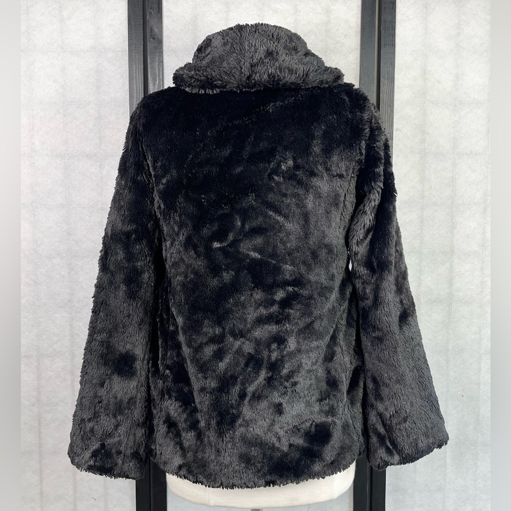 Patagonia Black Girls' Jacket - Picture 2 of 7